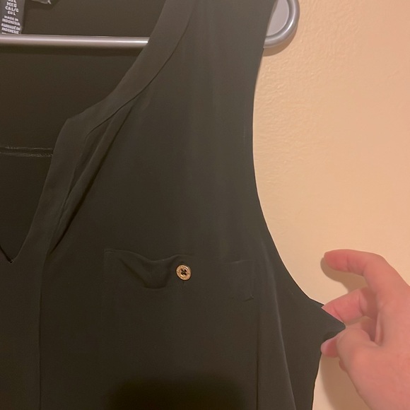 L Ellen Tracy Women Summer TankTops V Neck Sleeveless Shirt Loose Fit Casual Top - Picture 7 of 14